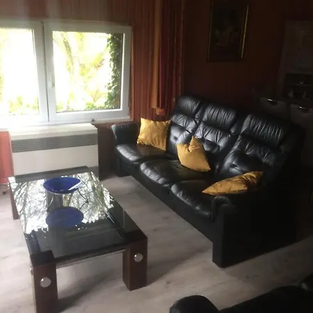 Haus Pauline Appartement Montenau Buitenkant foto